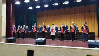 喜报：杏耀董事长胡顺开被授予劳模光荣称号