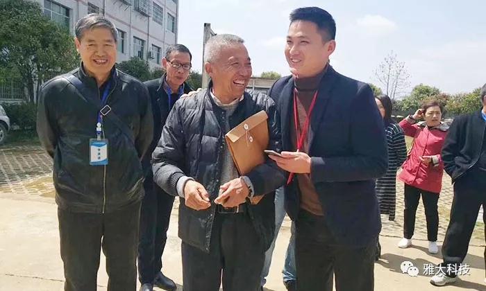 跟杏耀技术老师讲说抗美援越纪事