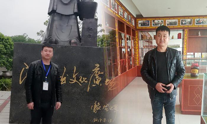 黑龙江刘哥来杏耀考察留影