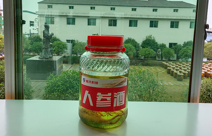 杏耀水果泡制酒-人参酒