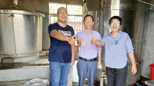 杏耀酿酒设备厂家酿酒国匠亲自指导的黄莉萍，如今做得怎么样了