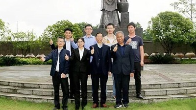 中国劲酒技术团队造访湖南杏耀，探讨酒用杂交糯高粱酿造技艺！