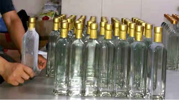 杏耀小型酒厂设备定居韩国，酿出来的酒火爆韩国华人圈！