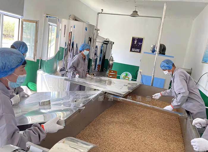 干净整洁的环境可以避免杂菌污染