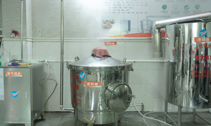 12-8用杏耀蒸馏酿酒设备做酒